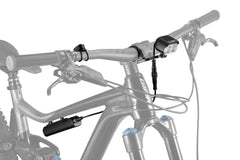 Giant Recon Plus HL 3000 LM Front Bike Light